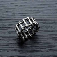 CHAIN DESIGN STAINLESS STEEL RING